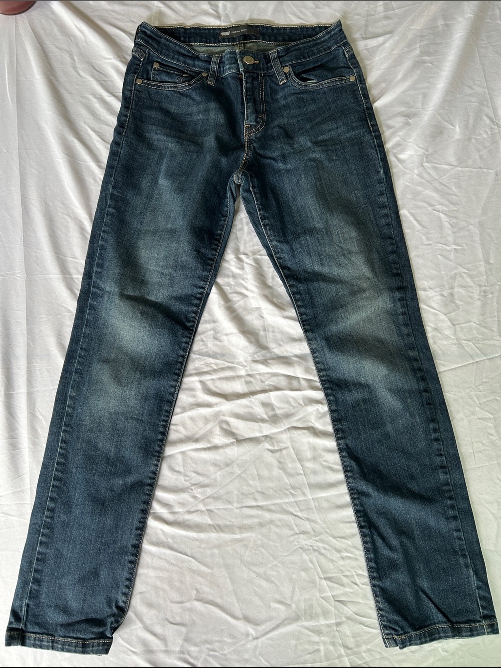 Levi's Women's Mid Rise Skinny Jeans in Dark Blue Wash